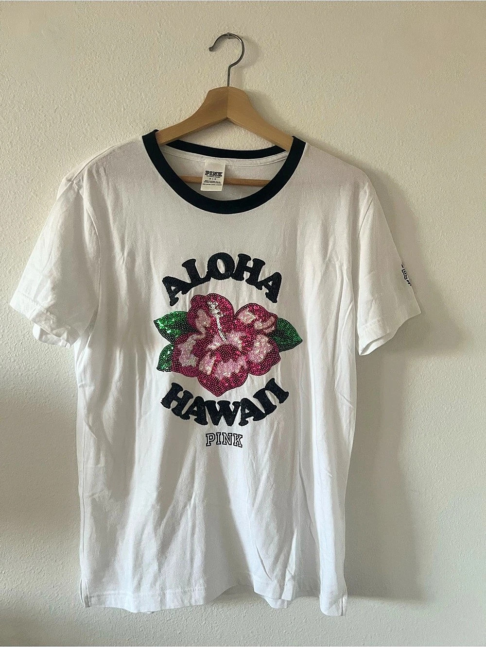 Victoria'Small Secret PINK Hawaii Pink graphic tee Graphic Short Sleeve Tee